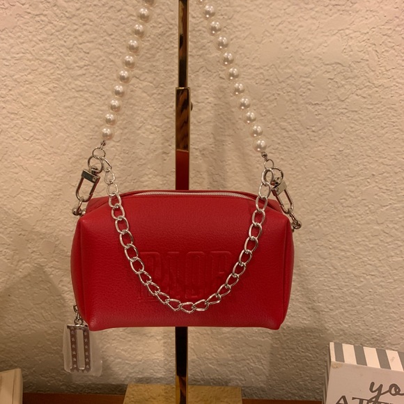 Dior Handbags - NWOT Dior beauty clutch